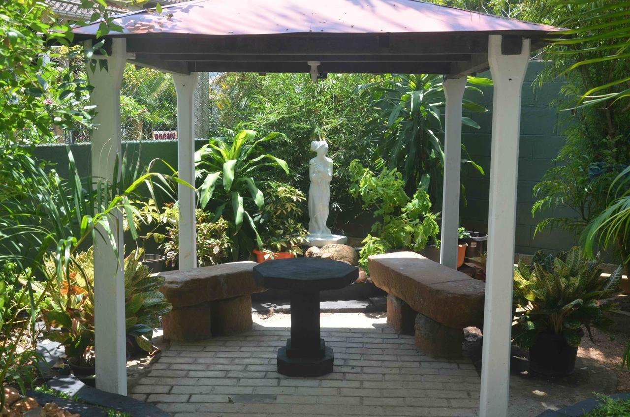 Lake View The Tourist Guest House Anuradhapura Εξωτερικό φωτογραφία