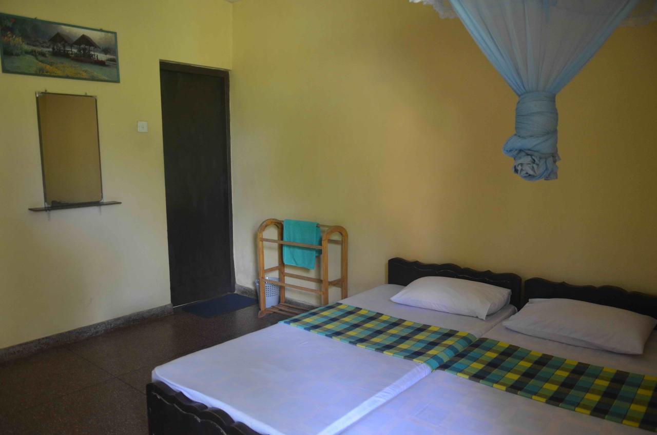 Lake View The Tourist Guest House Anuradhapura Εξωτερικό φωτογραφία