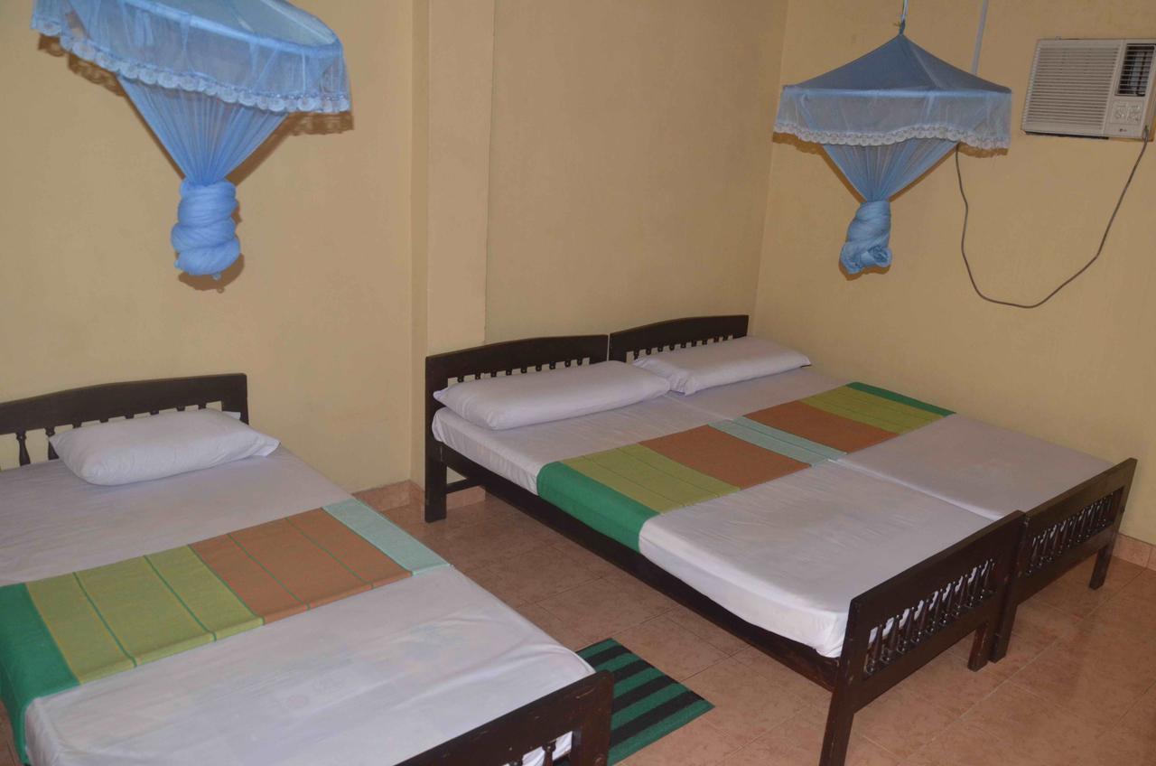 Lake View The Tourist Guest House Anuradhapura Εξωτερικό φωτογραφία